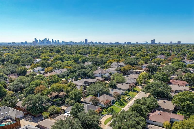 6438 Mccommas Boulevard, Dallas TX 75214 - Photo 39