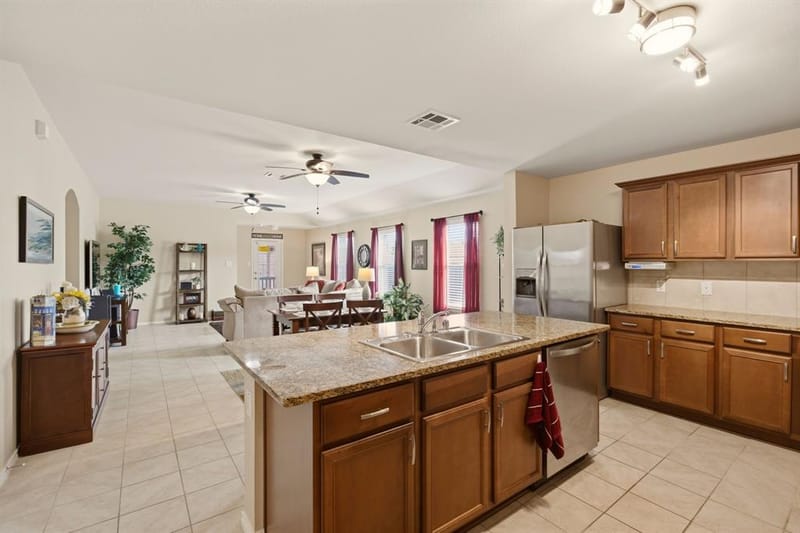800 Amber Street, Princeton TX 75407 - Photo 12