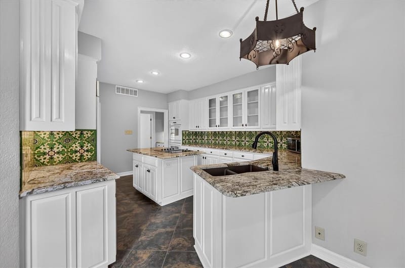 4603 N Oconnor Court, Irving TX 75062 - Photo 12