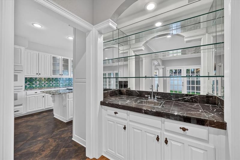 4603 N Oconnor Court, Irving TX 75062 - Photo 11