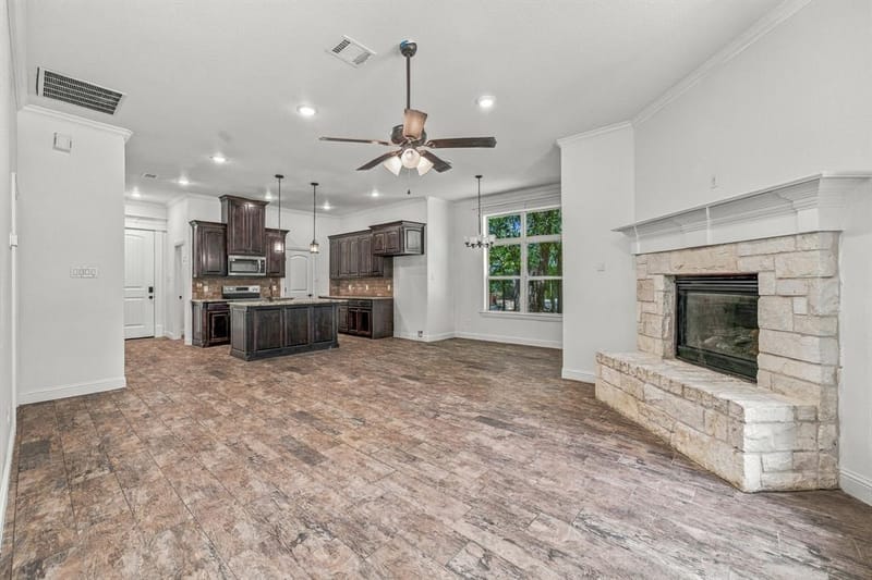 9313 Apache Trail, Rio Vista TX 76093 - Photo 12