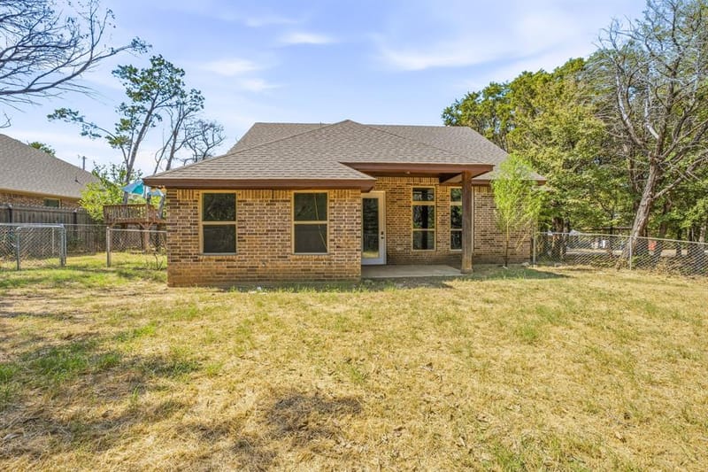 9313 Apache Trail, Rio Vista TX 76093 - Photo 28