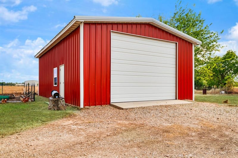 209 Farm Road 2352, Honey Grove TX 75446 - Photo 18
