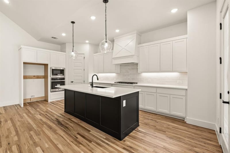 704 Blackbird Drive, Aledo TX 76008 - Photo 13
