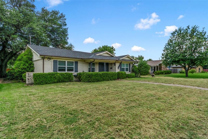 2323 Luau Street, Mesquite TX 75150 - Photo 2