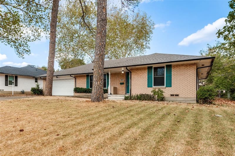 1585 E Kiest Boulevard, Dallas TX 75216 - Photo 2