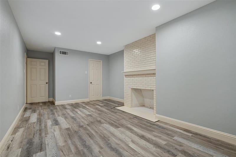 1585 E Kiest Boulevard, Dallas TX 75216 - Photo 18