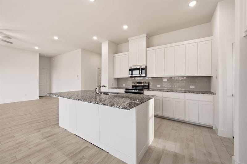 116 Park Hurst Drive, Boyd TX 76023 - Photo 16