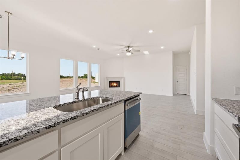 116 Park Hurst Drive, Boyd TX 76023 - Photo 19