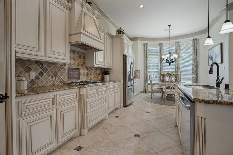 321 Berkshire Court, Prosper TX 75078 - Photo 9