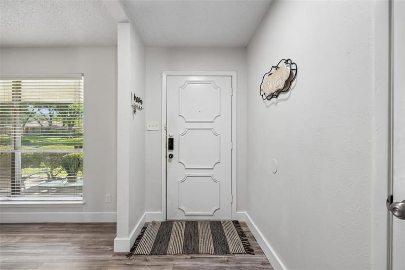 1047 Westlake Drive, DeSoto TX 75115 - Photo 3