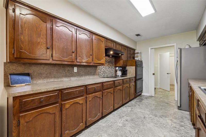 1047 Westlake Drive, DeSoto TX 75115 - Photo 10
