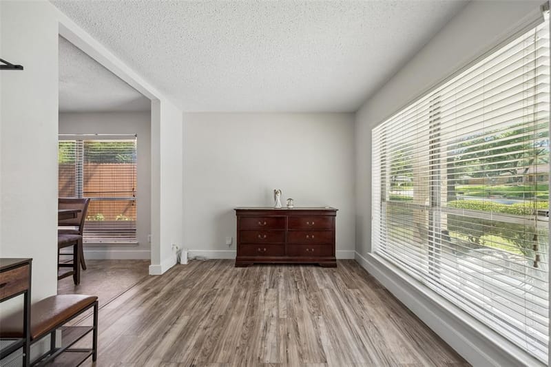 1047 Westlake Drive, DeSoto TX 75115 - Photo 4