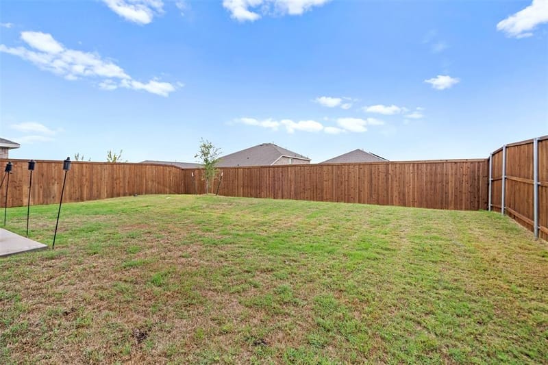 14120 Hammersmith Street, Pilot Point TX 76258 - Photo 23