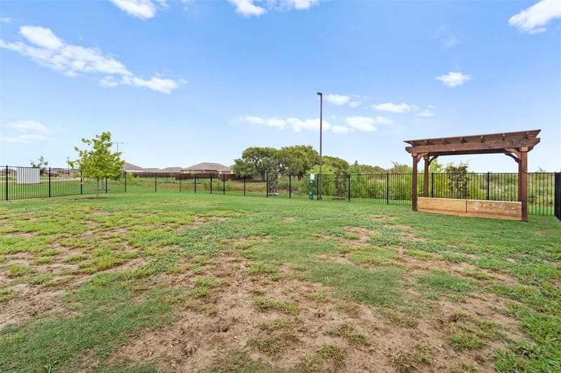 14120 Hammersmith Street, Pilot Point TX 76258 - Photo 28