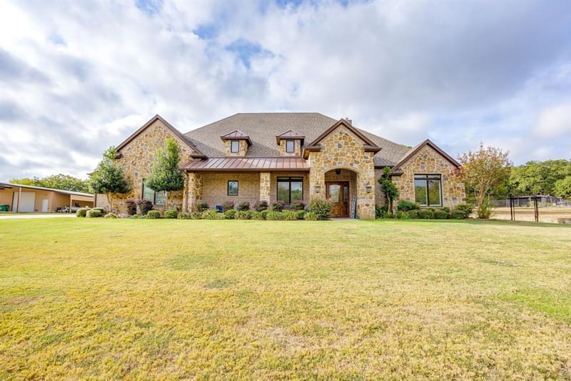 1025 County Road 913, Joshua TX 76058 - Photo 7