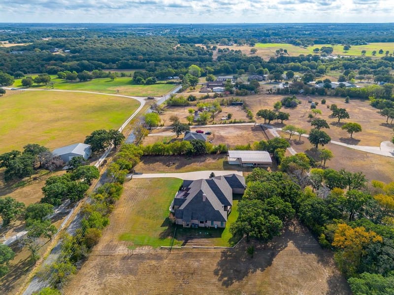 1025 County Road 913, Joshua TX 76058 - Photo 5