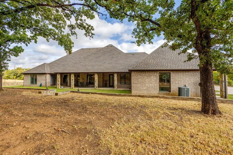 1025 County Road 913, Joshua TX 76058 - Photo 37