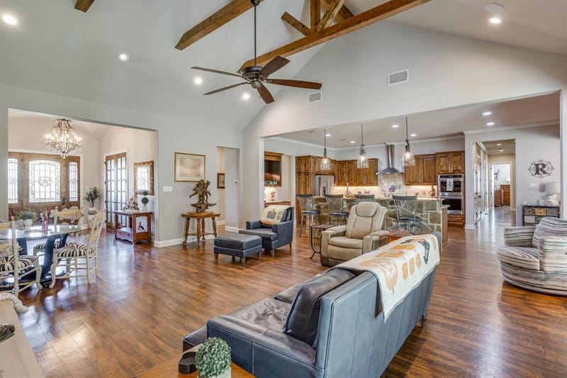 1025 County Road 913, Joshua TX 76058 - Photo 15