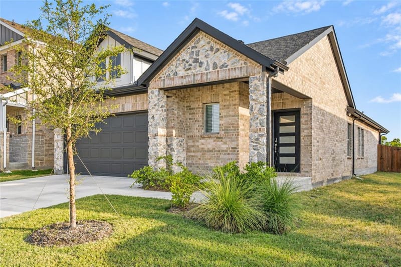 113 Greenbriar Drive, Princeton TX 75071 - Photo 3