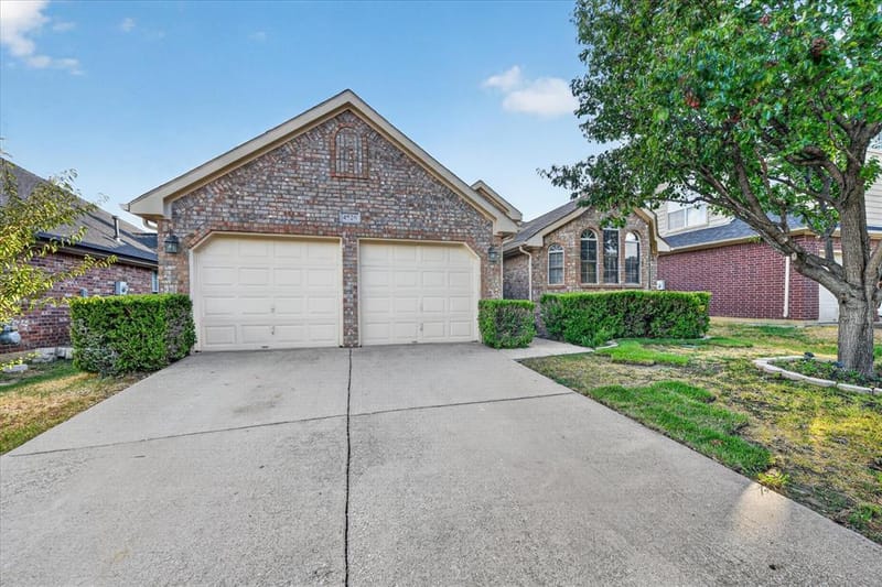 4520 Angelina Way, Fort Worth TX 76137 - Photo 3