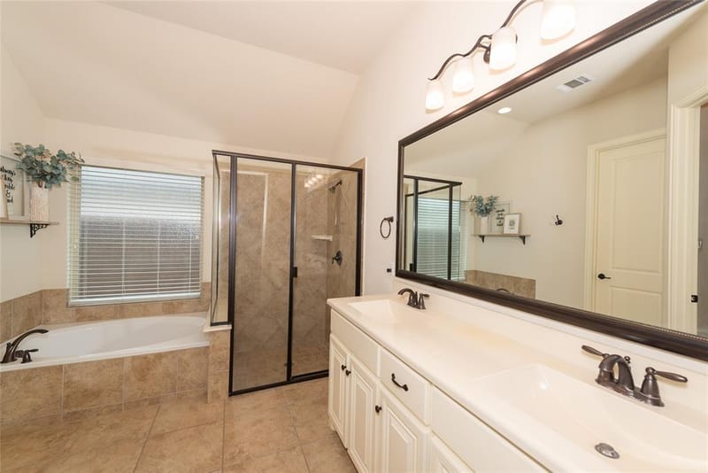 617 Rawlins Lane, Fort Worth TX 76131 - Photo 20