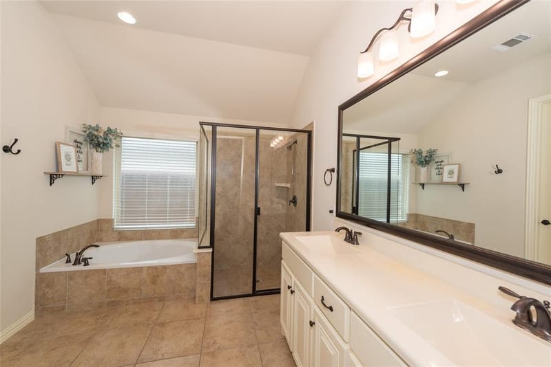 617 Rawlins Lane, Fort Worth TX 76131 - Photo 24