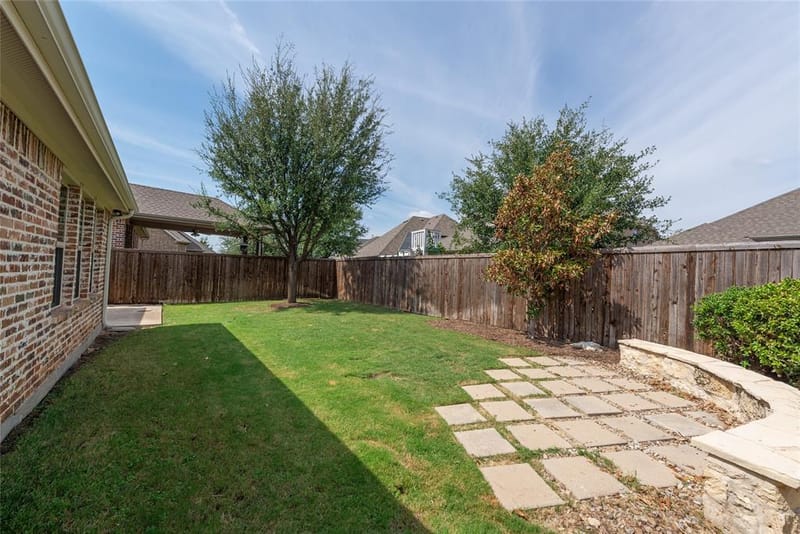 617 Rawlins Lane, Fort Worth TX 76131 - Photo 35