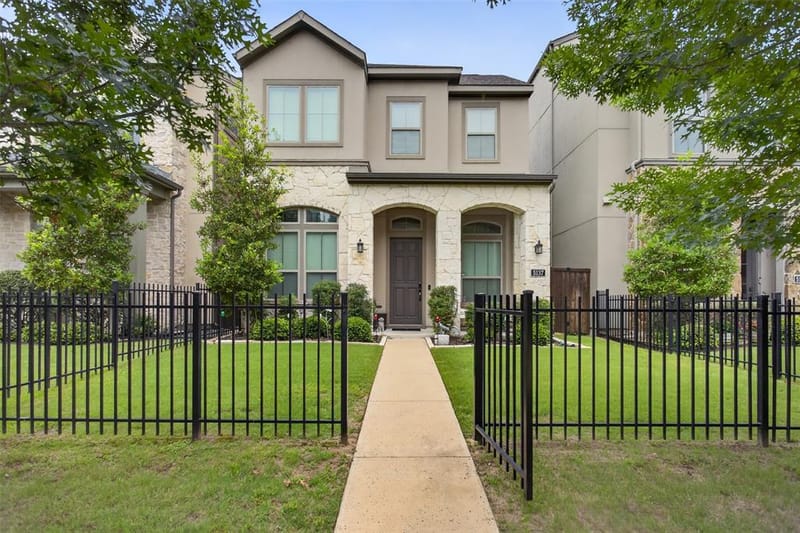 5137 Artemesia Lane, Dallas TX 75209 - Photo 2