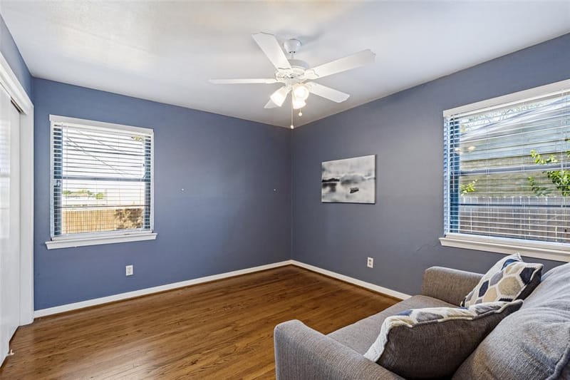 10927 Dunaway Drive, Dallas TX 75228 - Photo 10