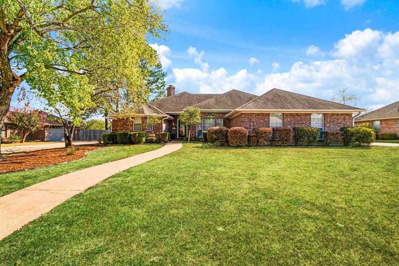 4010 Misty Lane, Paris TX 75462