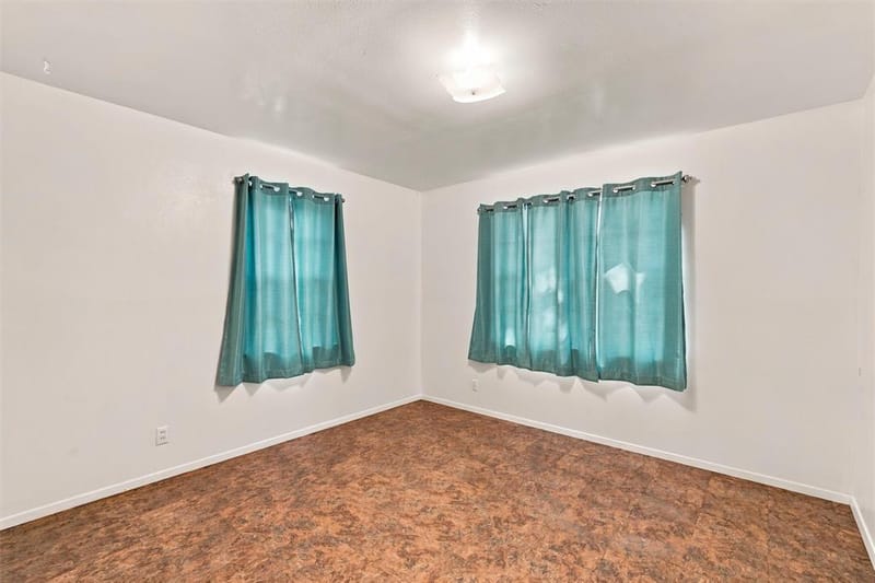 207 Cresthill Drive, Lacy Lakeview TX 76705 - Photo 9