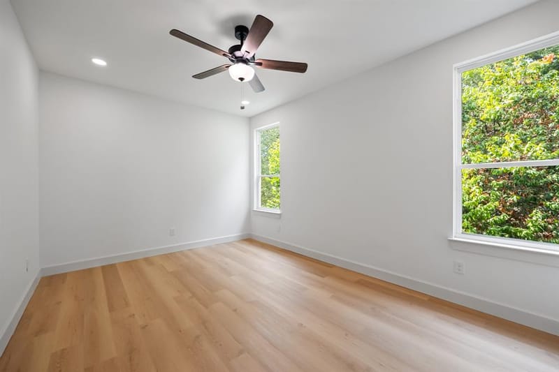 1641 Faye Street, Dallas TX 75215 - Photo 20