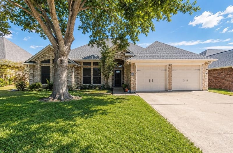 2207 Nugent Drive, Mansfield TX 76063