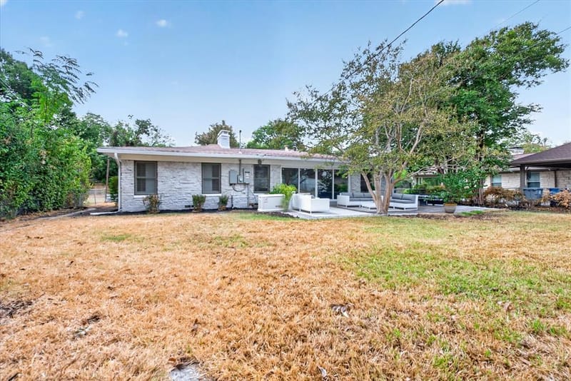 9823 Limerick Drive, Dallas TX 75218 - Photo 26