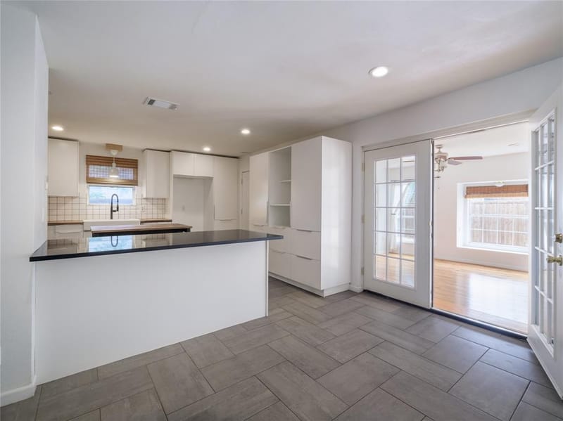 427 Rorary Drive, Richardson TX 75081 - Photo 4