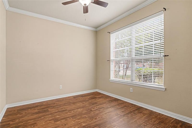804 W Bend Boulevard, Burleson TX 76028 - Photo 17