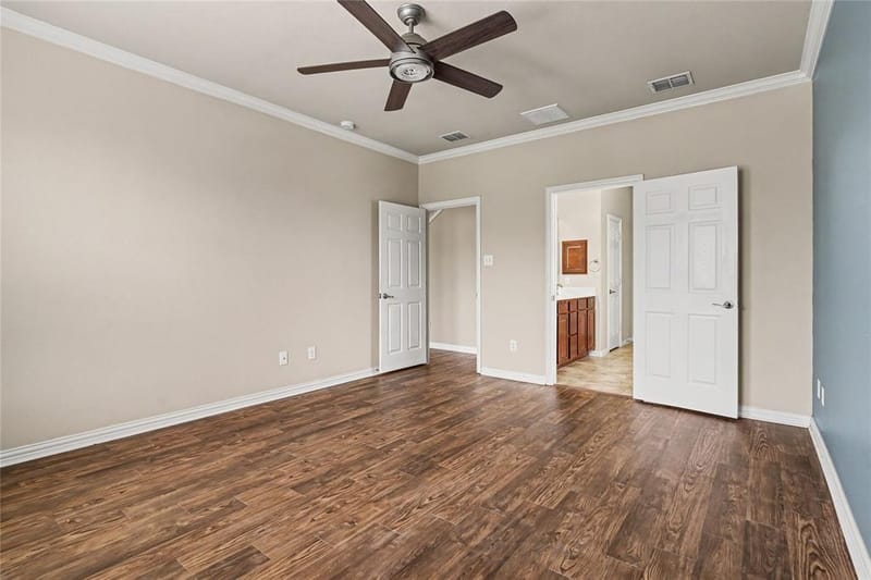 804 W Bend Boulevard, Burleson TX 76028 - Photo 18
