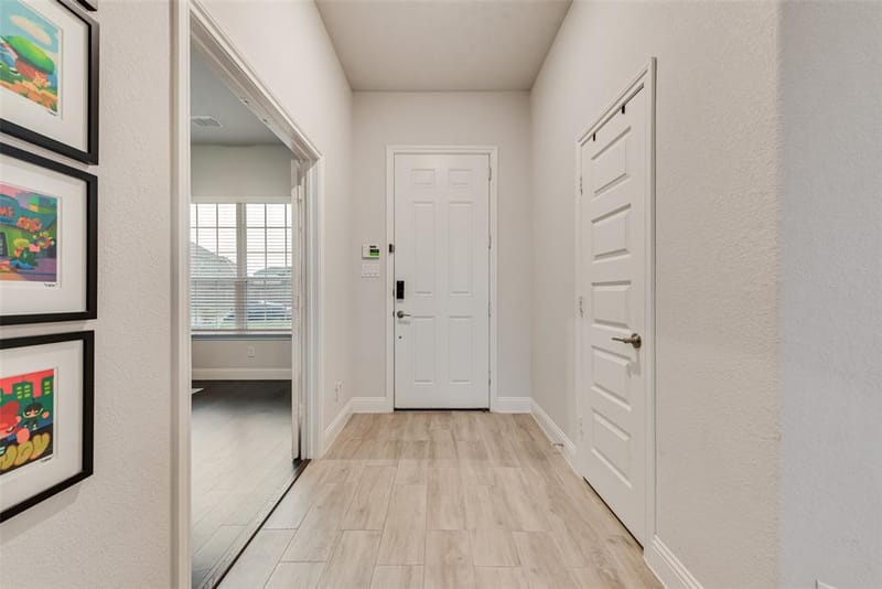 812 Stamford Avenue, Arlington TX 76002 - Photo 5