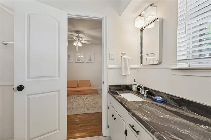 9864 Shoreview Road, Dallas TX 75238 - Photo 15