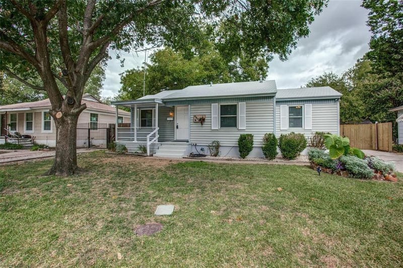 4816 Sherwood Drive, River Oaks TX 76114 - Photo 2