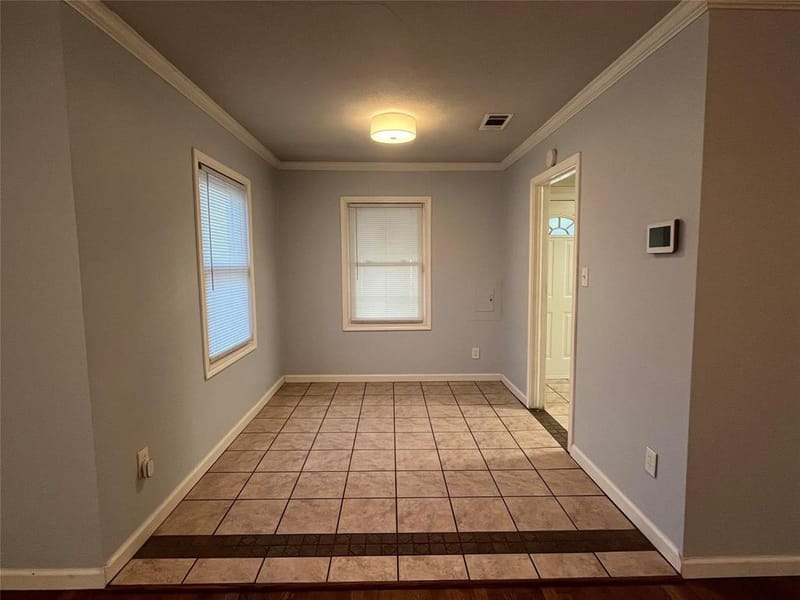 4816 Sherwood Drive, River Oaks TX 76114 - Photo 6