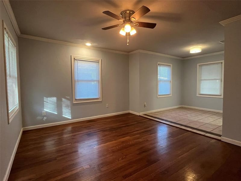4816 Sherwood Drive, River Oaks TX 76114 - Photo 3