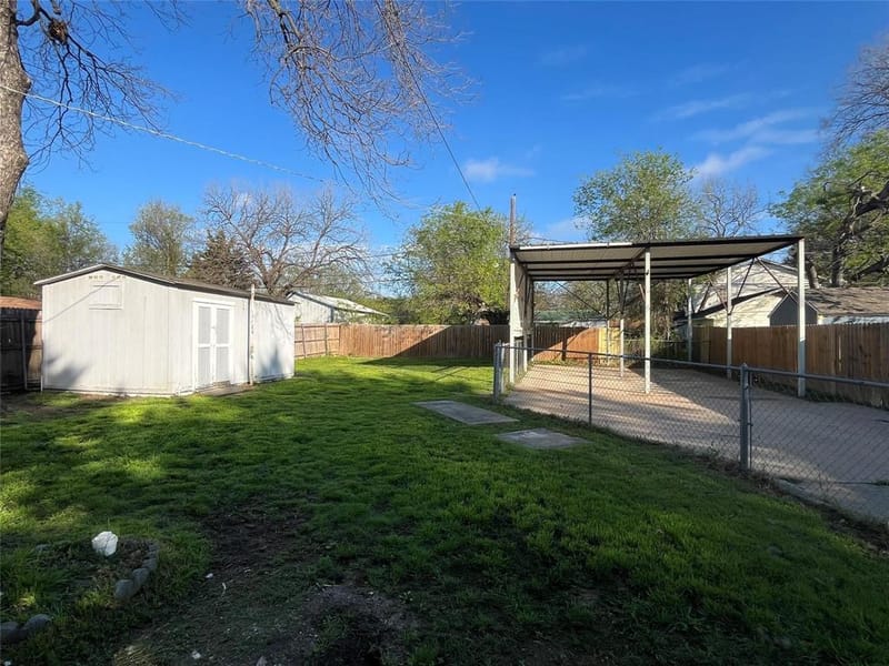 4816 Sherwood Drive, River Oaks TX 76114 - Photo 14