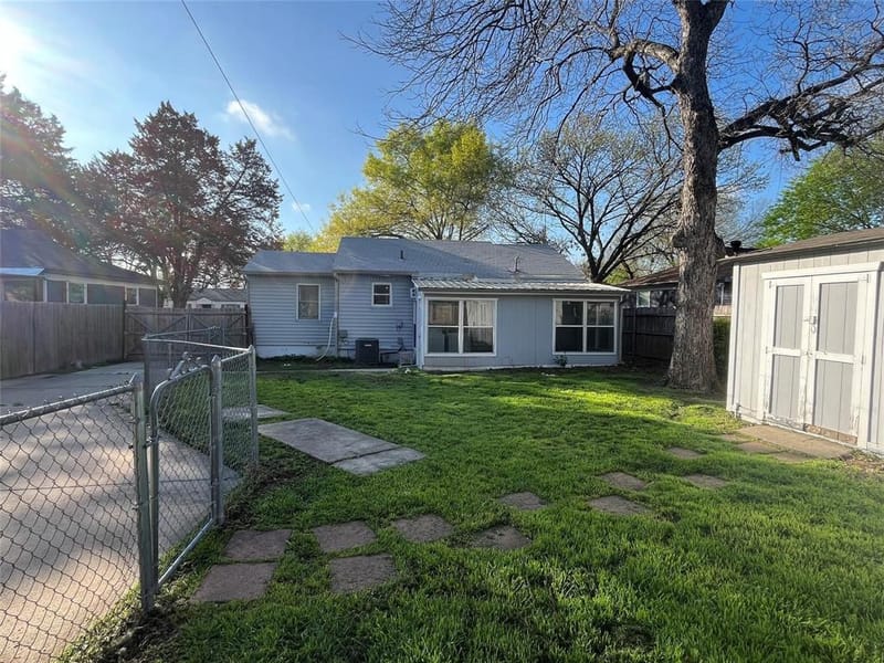 4816 Sherwood Drive, River Oaks TX 76114 - Photo 15