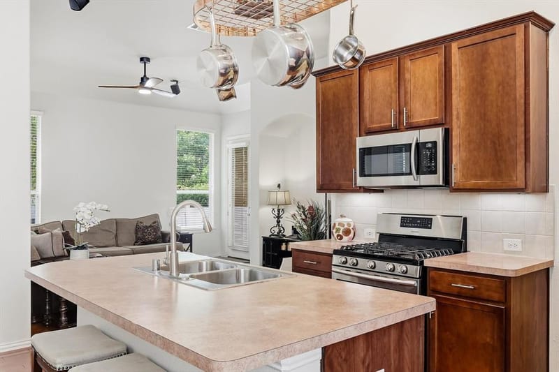 1901 Brown Thrasher Boulevard, Savannah TX 76227 - Photo 9