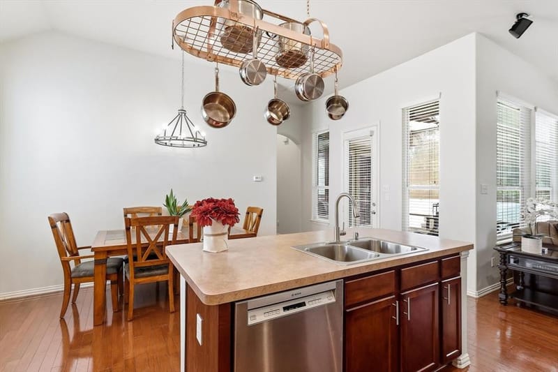 1901 Brown Thrasher Boulevard, Savannah TX 76227 - Photo 10