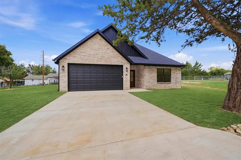 28 Jack Harris Lane, Pottsboro TX 75076 - Photo 2
