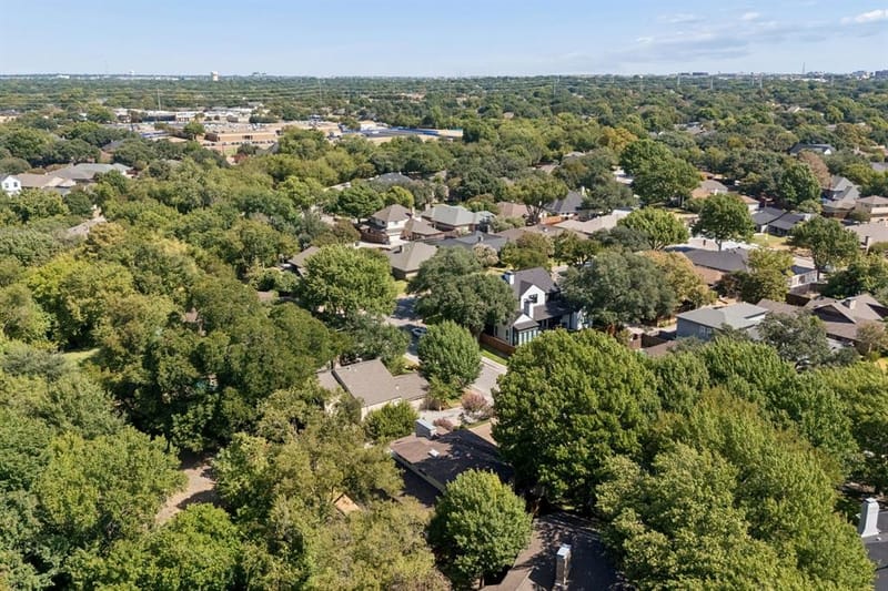 6720 Robin Willow Court, Dallas TX 75248 - Photo 27