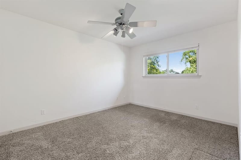 6720 Robin Willow Court, Dallas TX 75248 - Photo 24